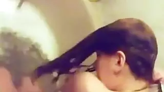 voyeuring امي مفلس في الحمام