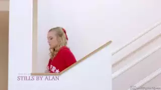 اثنين من تلميذات شقراء ممارسة الجنس مثليه أولا