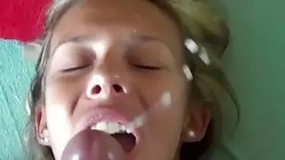 مذهلة الطبيعية الكبيرة الثدي