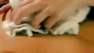 مدهش الثقوب تفوح منه رائحة العرق الحب على حزام