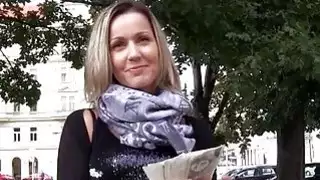 كتي هو الرجل مع ركوب وانغ المثيرة