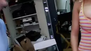 لطيف بريتني العنبر فاضح جدا