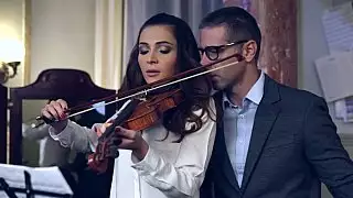 لعب الفلوت الجلد أيضا