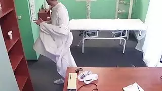 طبيعي مفلس الآسيوية المريض الدوي الطبيب