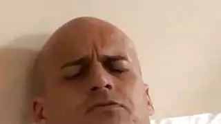 شقراء في سن المراهقة قرنية يذهب مطيع مع رجل أصلع ناضجة