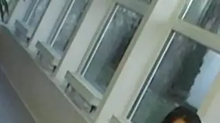 التقط الصور من حوض للسباحة مع Zuzinka