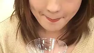 البصق هواة البنات اليابانية