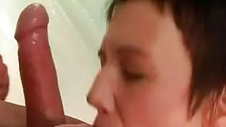 المتطرفة البرية البرية gangbang في سن المراهقة