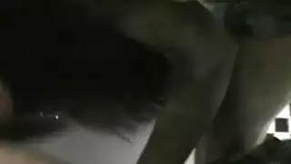 يؤدي عرض الفنون في الكلية إلى ممارسة الجنس بوف