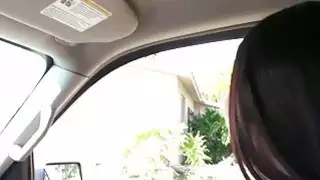 مدهش hitchhiker بريتاني Shae الحصول على لها مهبل قصفت