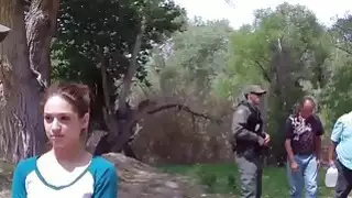 متدربة متسللة سارة Luvv يظهر مهاراتها إلى وكيل سميث