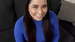 كارلي غراي هو أهم سمسار عقارات مزيف على الإطلاق