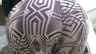 اللعنة مثير من أكبر يتأهل بعقب