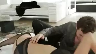 جميل الشبقية بين الزوجين