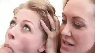 Stepmom براندي الحب وزوي مونرو الساخن threeway