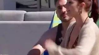 لقاء وتحية قبل ليلة يصبح ساخنا من أي وقت مضى
