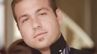 Remi Lacroix سخيف من الصعب في بعض المواقف سيئة سيئة