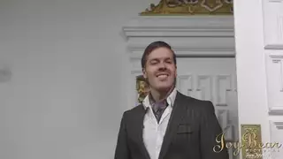 البنفسج يغوي الحرس
