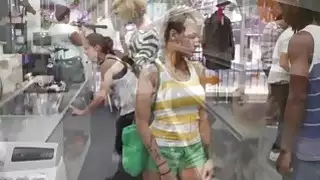 سخيف فتاتك في بلدي PawnShop أثناء مشاهدته
