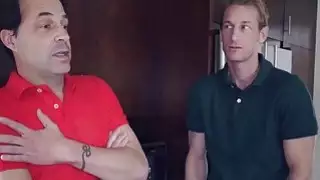 أراد الحلو الساخن الفرخ إلسا دريم أن يكون مارس الجنس