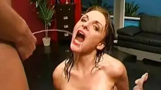 حبيبي يعطي اللسان الرطب مع المعلقة اللعنة