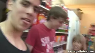 استراحة الربيع المتشددين!