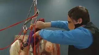 منقاد الجنس BDSM مع وقحة الشرج