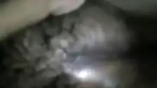 فاتنة قرنية من بنغلاديش يعرف كيف تمتص ديك