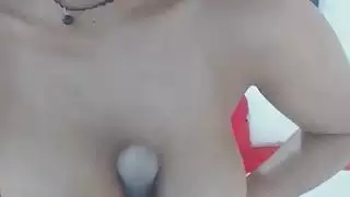 ميجا كبير الثدي الطبيعية على لطيف ايمو فاتنة