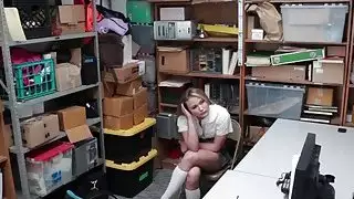 سرقة في سن المراهقة أليسا الحصول على ما تستحقه
