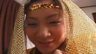 مالح الآسيوية hussy هيكاري كويزومي يحصل لها شق اللسان مارس الجنس