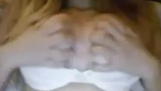 Lovelly في سن المراهقة يلعب معها الثدي و كس على كام