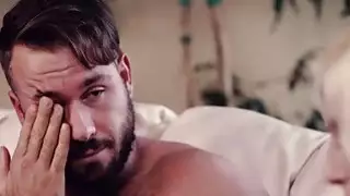 بايبر بيري الحصول على الأريكة الخام سخيف والفوضى شاعر