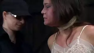 عذاب شديد للفتاة