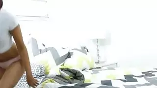 أقرن في سن المراهقة عدن الملاعين مع لها النهائي سحق