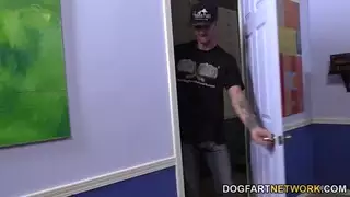 آنا فوكسيكس الملاعين الرجل الأبيض أمام فرنك بلجيكي لها