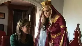 إنقاذ twat الملكي!