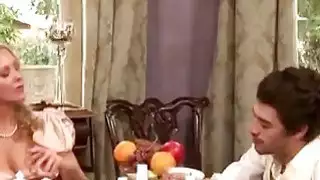 كبير مكدسة الناضجة شقراء الملاعين لها كبير ربيب