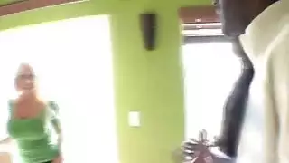 حار خبطت الجبهة الكسيس الذهبي من قبل ثلاثة الديوك السوداء العملاقة