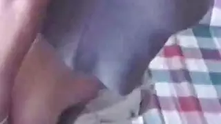 صديقة عربية مثيرة في الحب للهواة مع الحبيب في المنزل