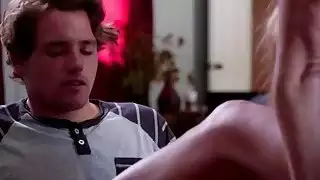 مفلس المعلم دارلا كرين يحصل على خبطت بواسطة عشيق