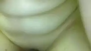 غرفة نومي الاستمناء مع لعبة كبيرة مضحك