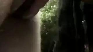 يأخذ فرخ الأبنوس الحامل بصورة عاهرة ديك أبيض قاسي في المهبل الجائع