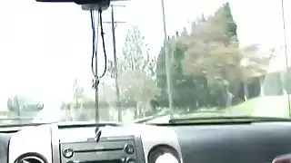 ميلف ثنائي الجنس تقاسم schlong طويلة مع الهرات