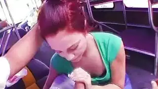 شهوانية playgirl هي زميل البهجة مع footjob