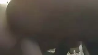 شقراء cums أثناء الشرج
