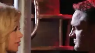 الشقراء الفضاء pricess ضربات wolfmans meatbone ضخمة