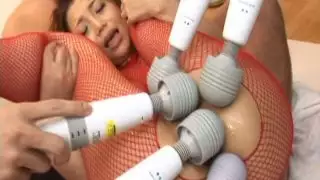 فاتنة اليابانية ملائكي يوكي تاكيزاوا يشارك في العربدة تحول جنسى البرية