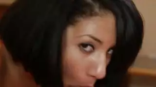 صلابة رمح الرجل هو جعل hottie سلوتي