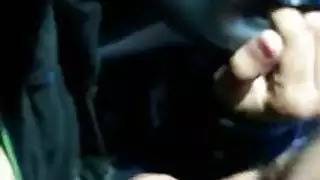 اللسان و نائب الرئيس وجبة في سيارتنا